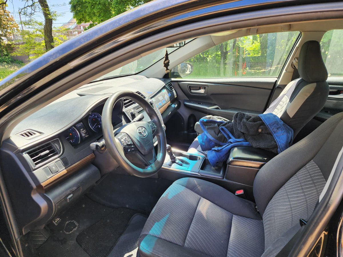 rundriveng's tweet photo. 2016 Toyota Camry 
200k miles
Buying: $5,500
Shipping: $1,500 https://t.co/COXR47brzK