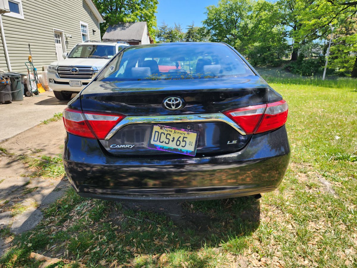 rundriveng's tweet photo. 2016 Toyota Camry 
200k miles
Buying: $5,500
Shipping: $1,500 https://t.co/COXR47brzK