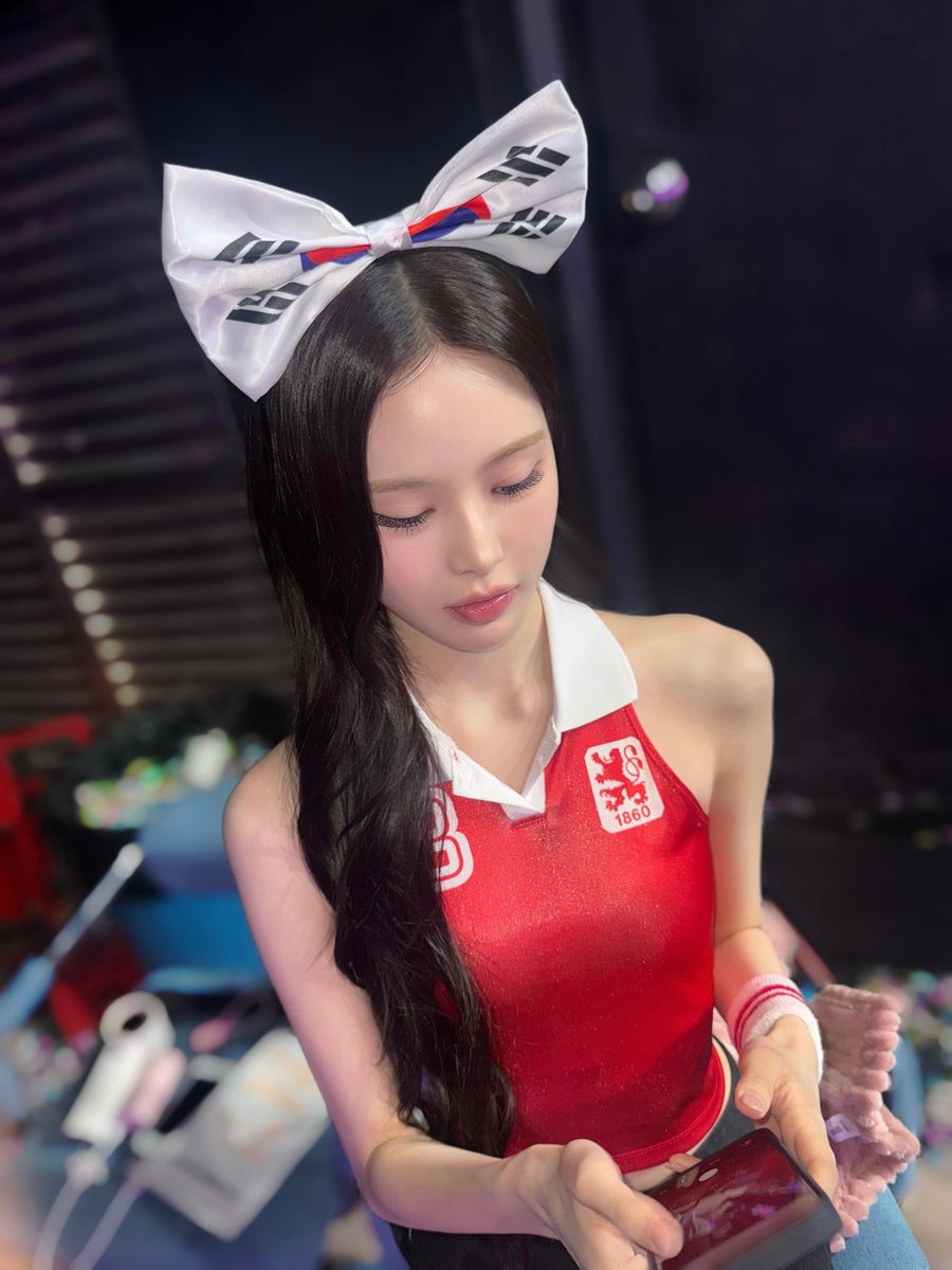 keycap_kb's tweet photo. 방지민 직각어깨 볼 때마다 감탄만 나옴
아침부터 힘주려고 사진 잔뜩 올려준 거 정말 효녀다 https://t.co/GGl9pBSAJz