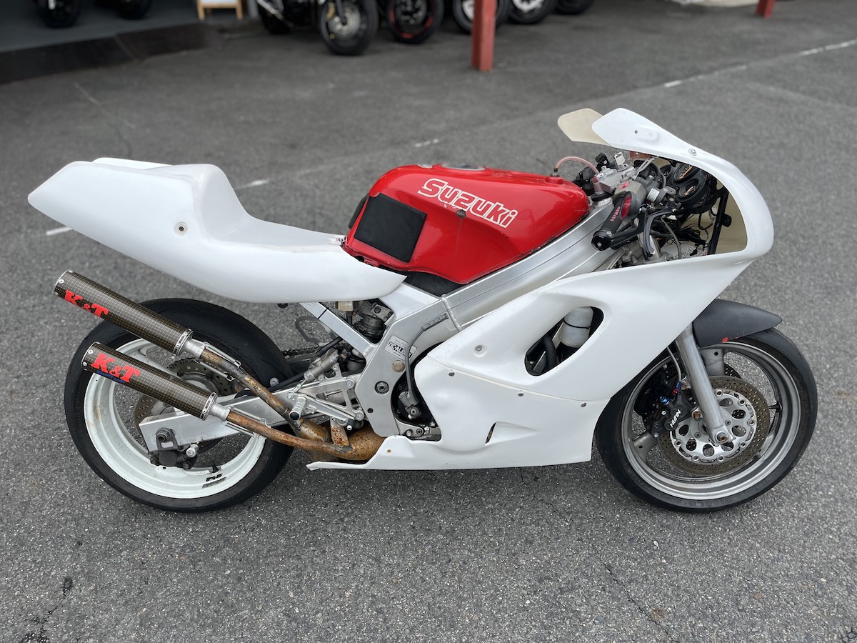 kyoto_specm's tweet photo. 2026年6月6日         
／     
📢バイク仕入情報！    
＼      
🏍#NSR250R｜MC21   
🏍#YZFR25｜RG10J
🏍#RGV250｜VJ21A

👇バイクショップ SPEC-M   
https://t.co/87JIn5Xqw0

仕入れたバイクはHPでも紹介しています。在庫車はヤフオク、グーバイクに出品中🌟
＃中古バイク  #京都バイク https://t.co/FnhYEC2d0J