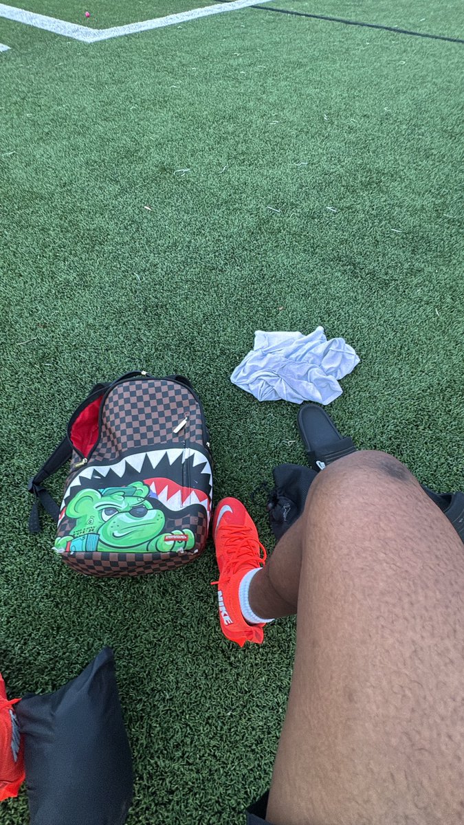 MajCole_'s tweet photo. This is a lifestyle💯 

@mansfield_fb 
#AGTG https://t.co/FscZMongF0