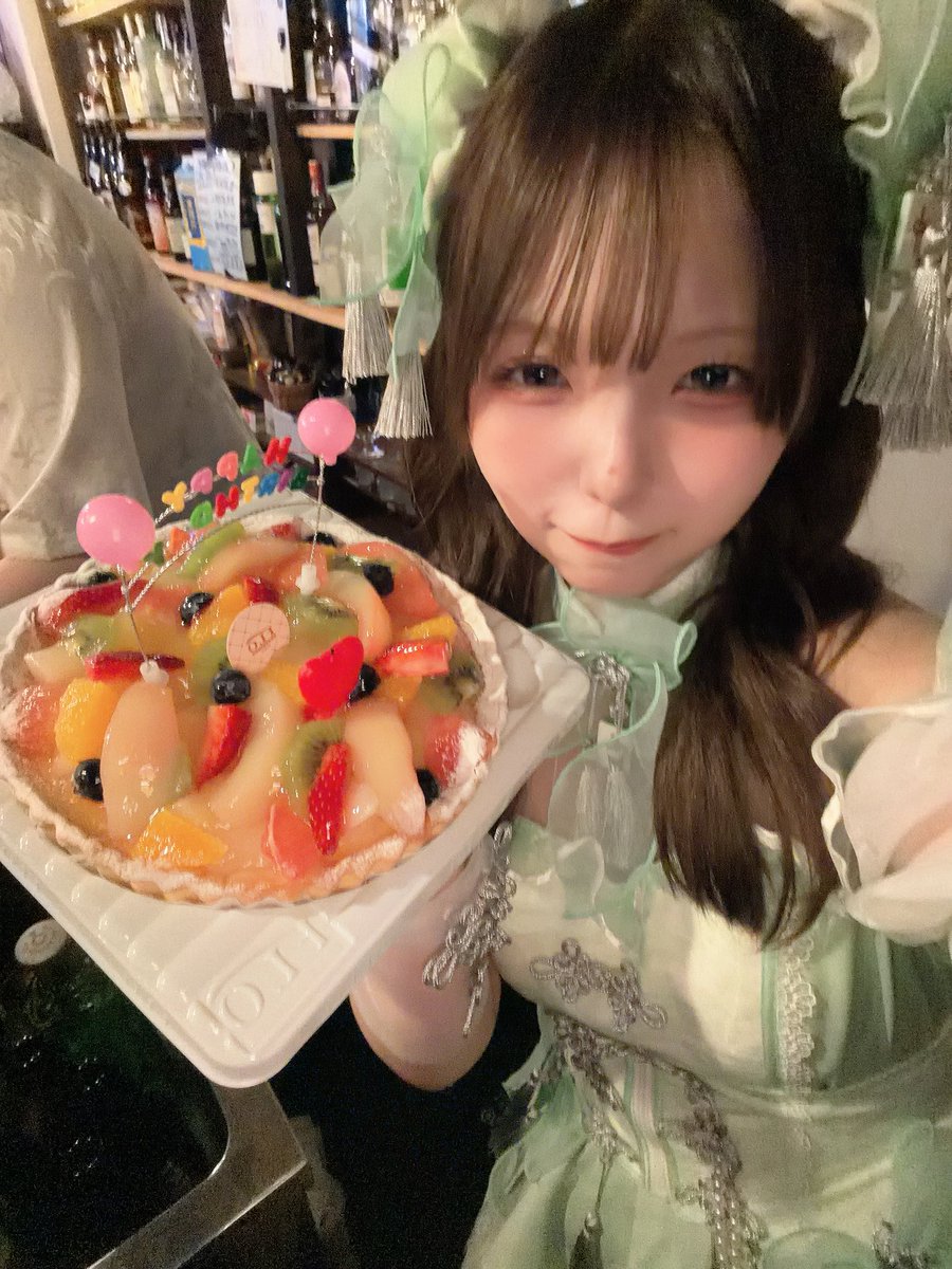 gnk_100_by's tweet photo. かなめるてぃ生誕
本当にありがとうございました❣️

たくさんお祝いしていただいてﾍﾟﾁｮﾍﾟﾁｮになって、あまり目立つのは得意じゃないけど、
きょうはみんなのおかげで主役になれました❣️

みんな大好き、一緒にアホになってくれたあかねもしっかり者兄やんも大好き、
本当にありがとう🥲 https://t.co/4iPCawr9xS