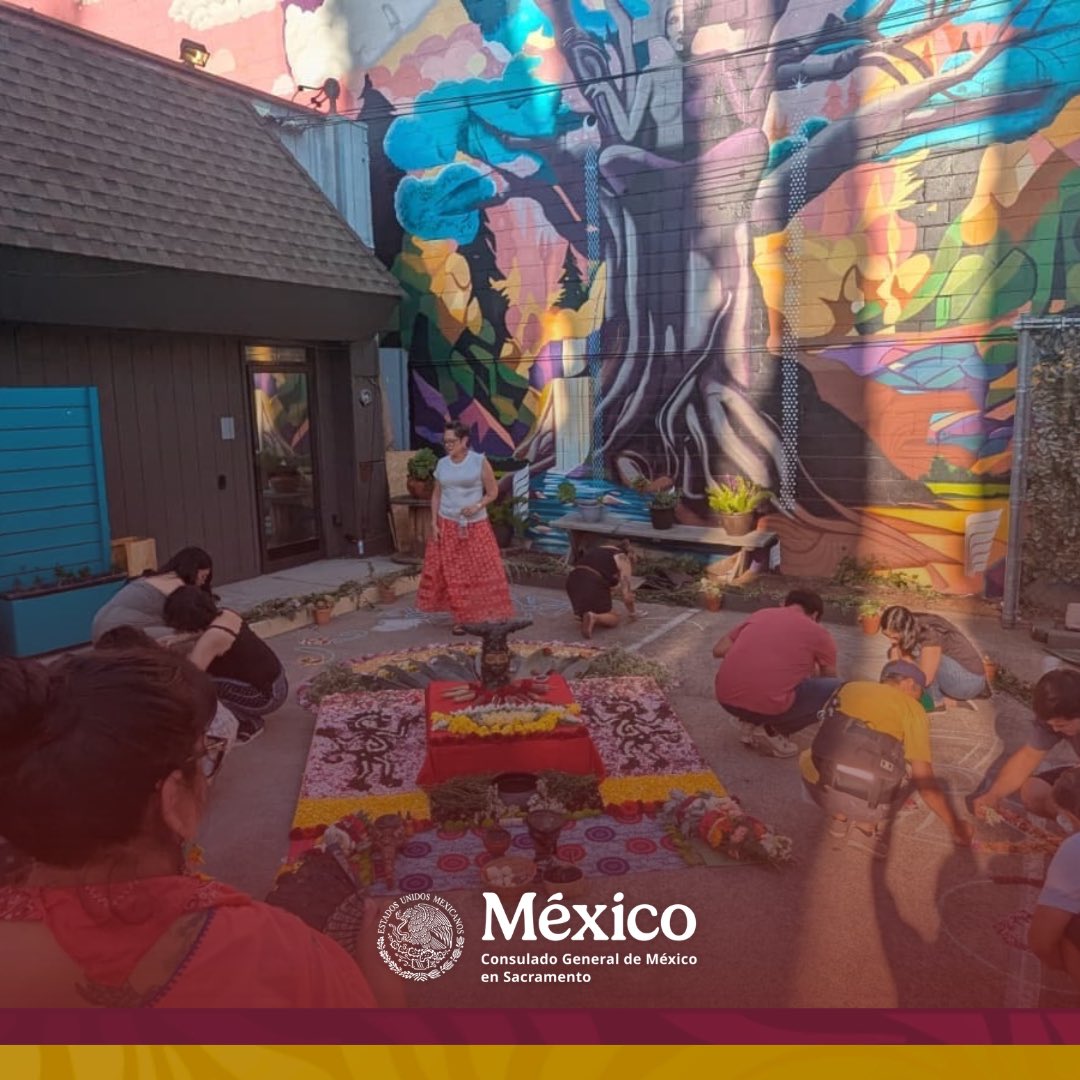 consulmexsac's tweet photo. ✨🇲🇽 El Consulado General de México en Sacramento participó en NATIVO, una velada que celebra la riqueza cultural de los pueblos originarios.

Gracias a CASA de ESPAÑOL por promover espacios que fortalecen nuestras raíces y el diálogo intercultural.🤝✨

#Cultura @sre_mx @ime_sre https://t.co/6VvMLxALfS