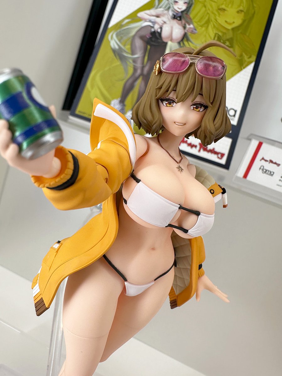 official_MXF's tweet photo. 📢 #グッドスマイルフェス 💡
◤￣￣￣￣￣￣￣￣￣
『 figma アニス：スパークリングサマー 』

📍 2F：figmaコーナー

夏の「アニス」らしさを表現した彩色原型を初公開！☀ 
ボディの造形にご注目ください👀✨
射撃姿勢を取れるよう、可動域も広くなっています！

 #NIKKE #ニケ #メガニケ
 #figma #maxfactory