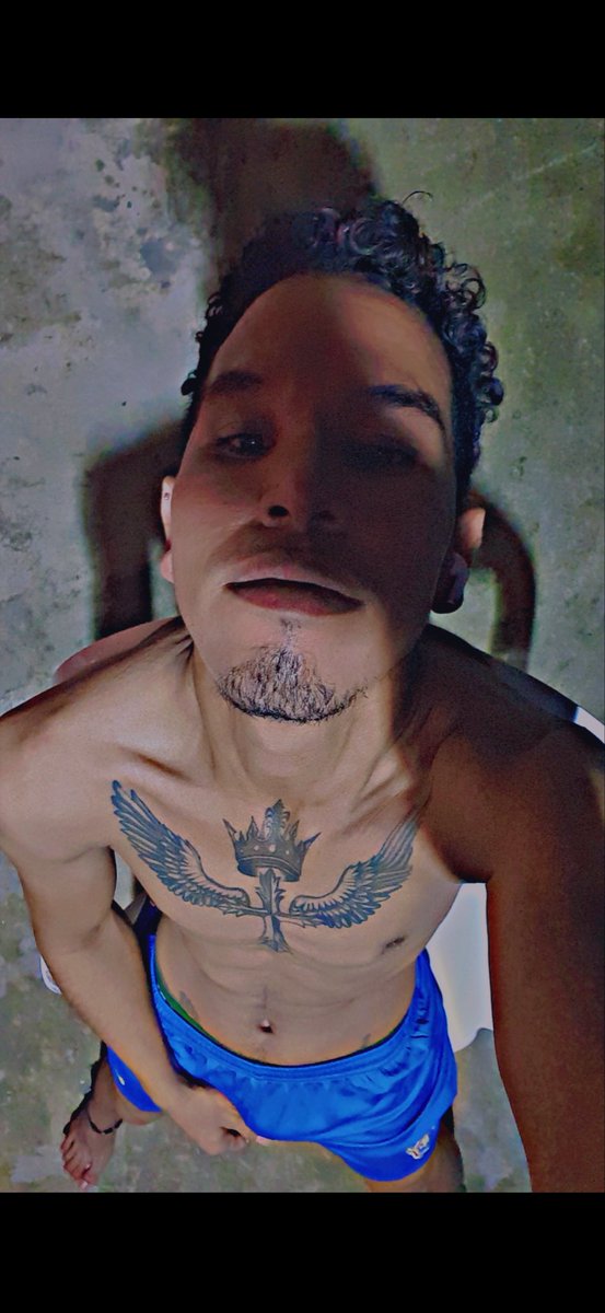 wongli669's tweet photo. Rt for more 😏 https://t.co/NHGhTtaPGT