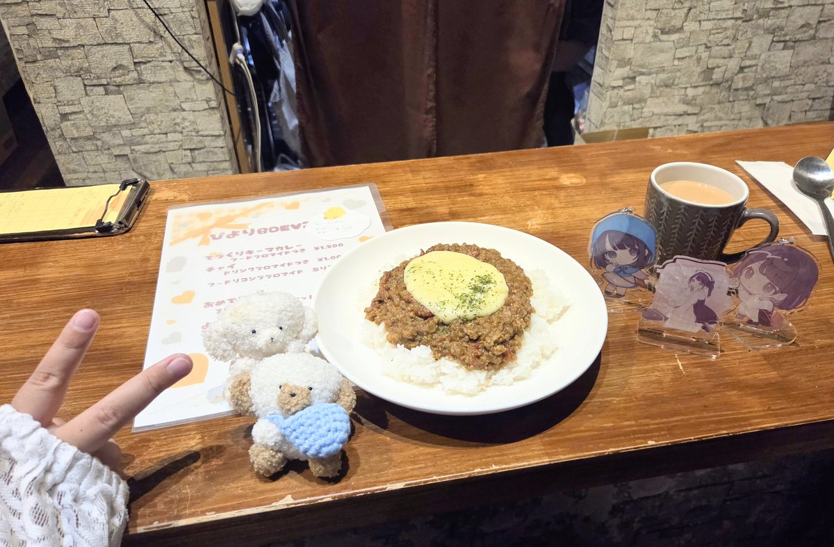41no_NarraTive's tweet photo. 昨日はぴよのお誕生日？お祝いしてきた~！🎂
相変わらずの誕生日とは？？な日程でしたが、今年もとっても楽しかったし美味しかったし、いーっぱい幸せをいただけました
なちと一緒に祝えたのも嬉しかった🥳
ありがとうね💐 https://t.co/xHhRfoxWWh