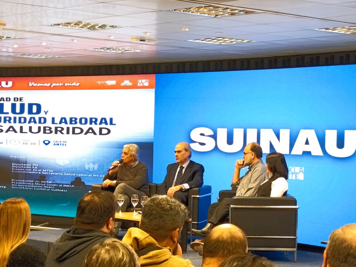pabloabdala66's tweet photo. El jueves pasado participamos de un conversatorio sobre salud, seguridad e insalubridad en el trabajo, organizado por el @SindicatoSuinau. Presentamos un proyecto para contemplar la realidad de los trabajadores que cumplen el trato directo de niños y adolescentes. https://t.co/K7Sc5r6CGC