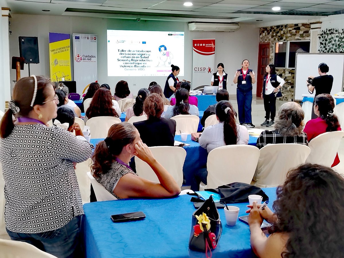 TManabitas's tweet photo. @TManabitas Nos seguimos fortaleciendo para el trabajo en los territorios. Taller en alianza con La organización @Cisp #Ecuador #Feminicidios #Prevención https://t.co/vRsAndS80I