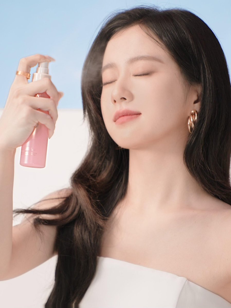 ivynrb's tweet photo. 260606 兰蔻 LANCOME 샤오홍슈

#포상은 #包上恩 #Baoshangen https://t.co/GC5lmffFI8