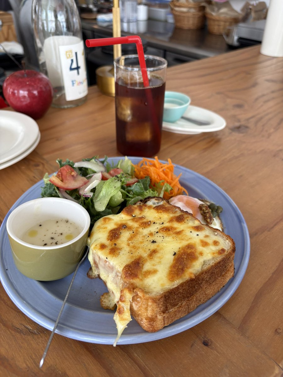 pnd_a__'s tweet photo. 先週あつりゅうが行ってたモーニング🥪☕️
めっちゃおいしかった🤤
店員さんとも少しお話できて、竜暉くんがあげてた写真見て来ましたって方、他にもいらっしゃいますって…！
今日はぼっちだったんだけど、次は誰か誘ってまた食べに行きたいな〜❤️🧡
#増子敦貴 #小池竜暉 https://t.co/2mBearzcNt