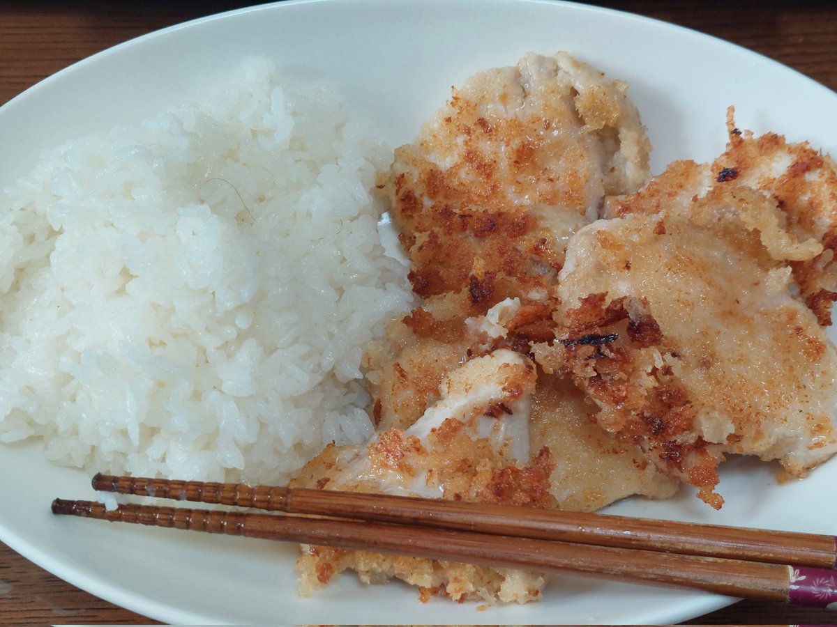 summer_general's tweet photo. 夏将軍・ランチ
チキンカツ https://t.co/TDNwU3Cxuj