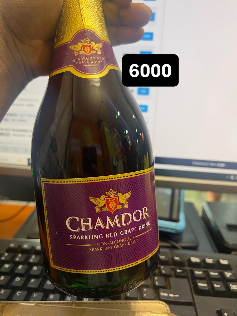 Shallybee_fruit's tweet photo. Chidel strawberry drink-1500
Eden apple juice-2500
Veleta wine-4000
Chamdor-6000

.
Available in our store for pickup and delivery 
Dm or WhatsApp 08166172852 OR 08027464495 to place your order
.
Location-ui/bodija road,adjacent Conoil filling station,opposite preboye https://t.co/fChNOLjuLx