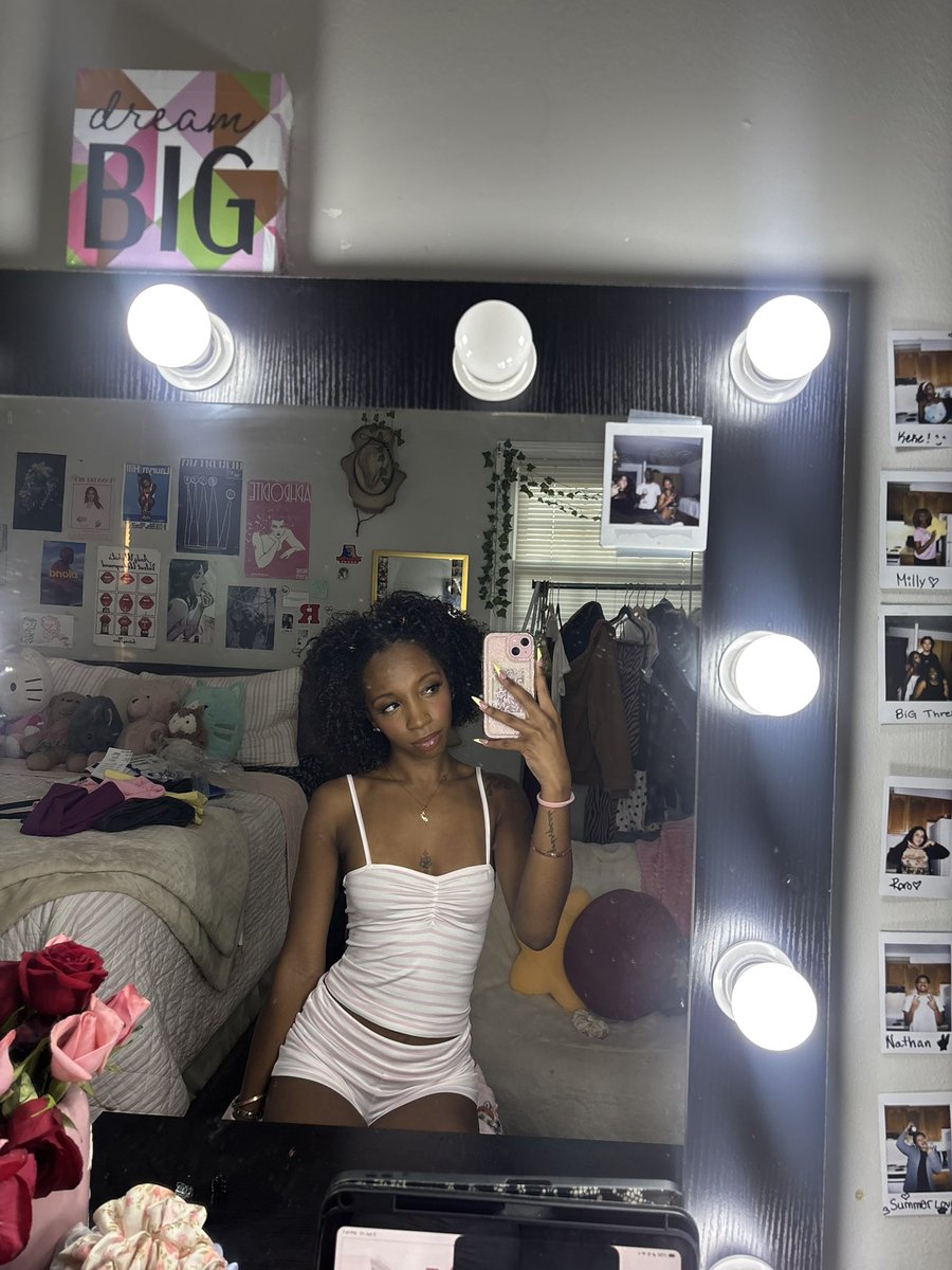 kymalaharris's tweet photo. oh okay https://t.co/I1FC9stmf5