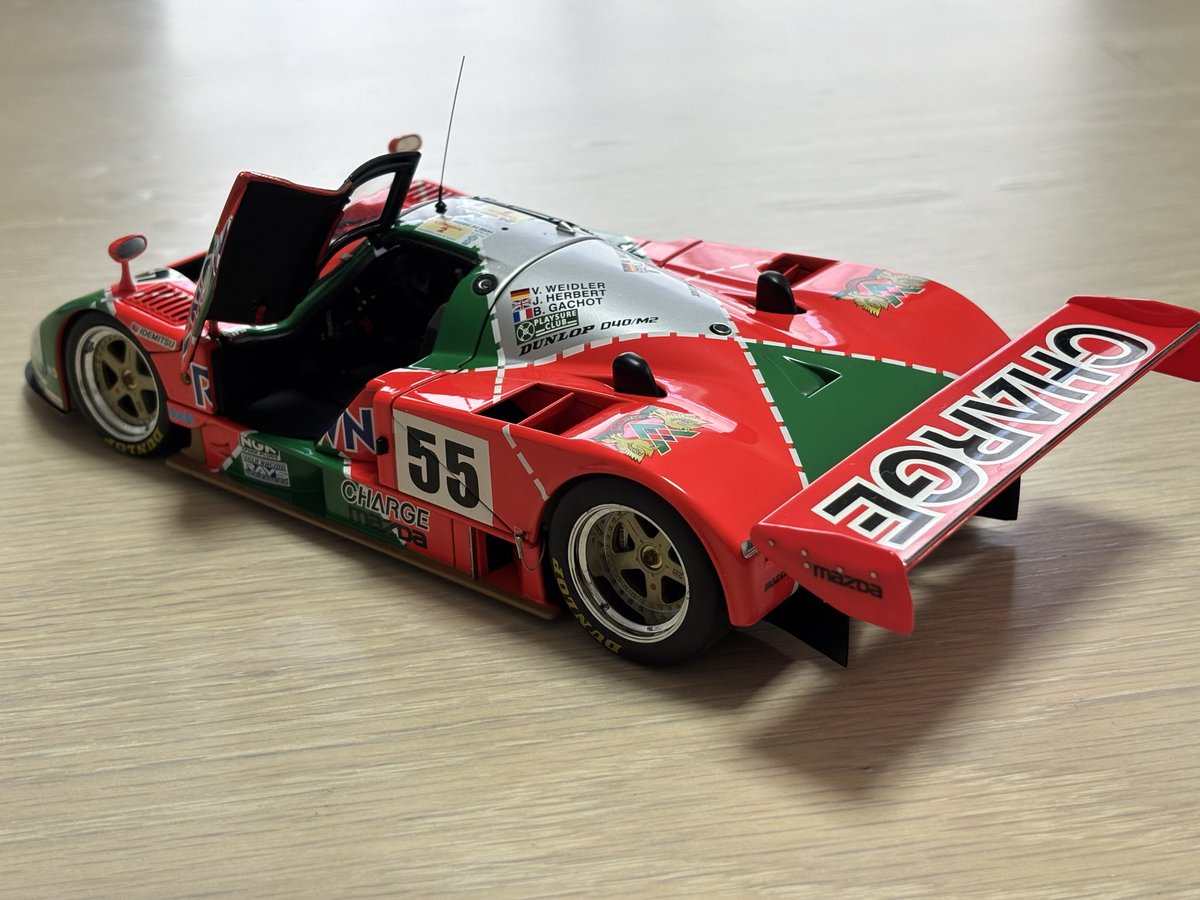 trs8200's tweet photo. オートアート1/18の787B
結構前から欲しくて買ってみたけど、なんか微妙🫩 https://t.co/bfZ6hQHzkv