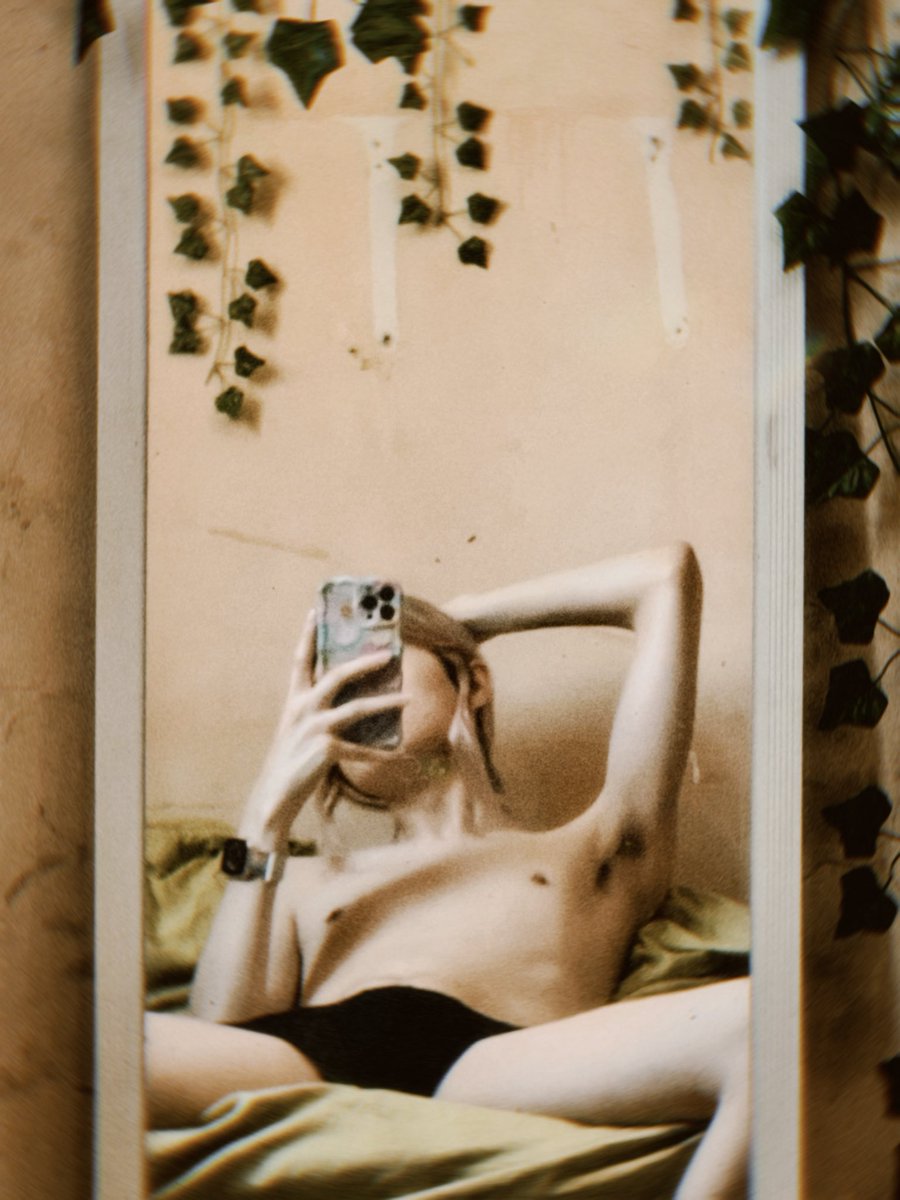 SoyLevin's tweet photo. mija, calorónnn… 🫠🌅✨

#gayguy #gayboy #LGBTQIA #lgbtqia #goodboy #piercings #pride2026 https://t.co/t3fhOWtsC0