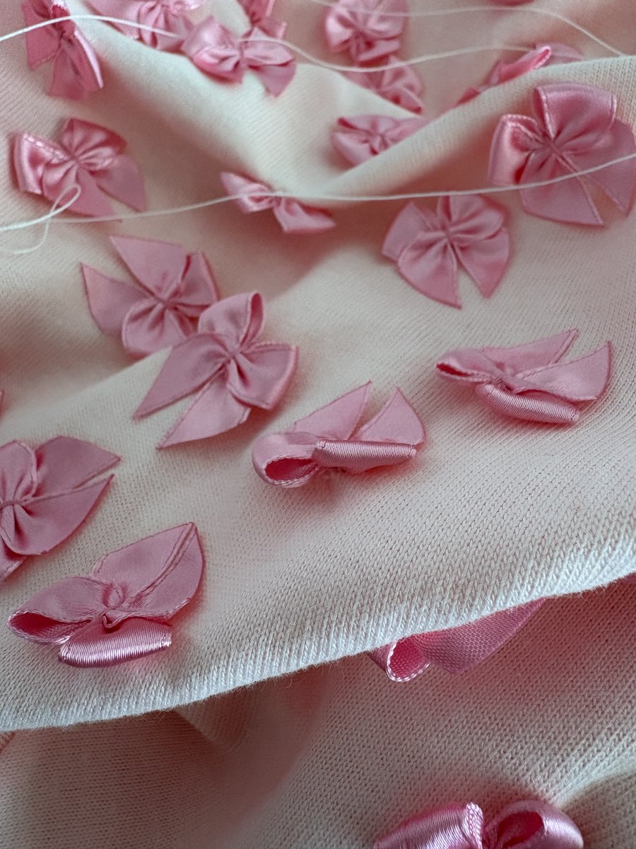 DRESS_ME_2015's tweet photo. 今はTシャツ展に向けてこんな状態🪡 https://t.co/HXksufZmIG