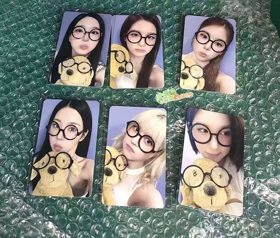 502woni's tweet photo. wts nmixx heavy serenade pobs

pic 1 $8 sgd (have all except haewon)
pic 2 $10 sgd (have bae)
pic 3 $20 sgd for 2 unit (have all 3 units)

for pic 1 lily i have the signed ver as well!
ships worldwide dm me! https://t.co/29zH3rm0t7