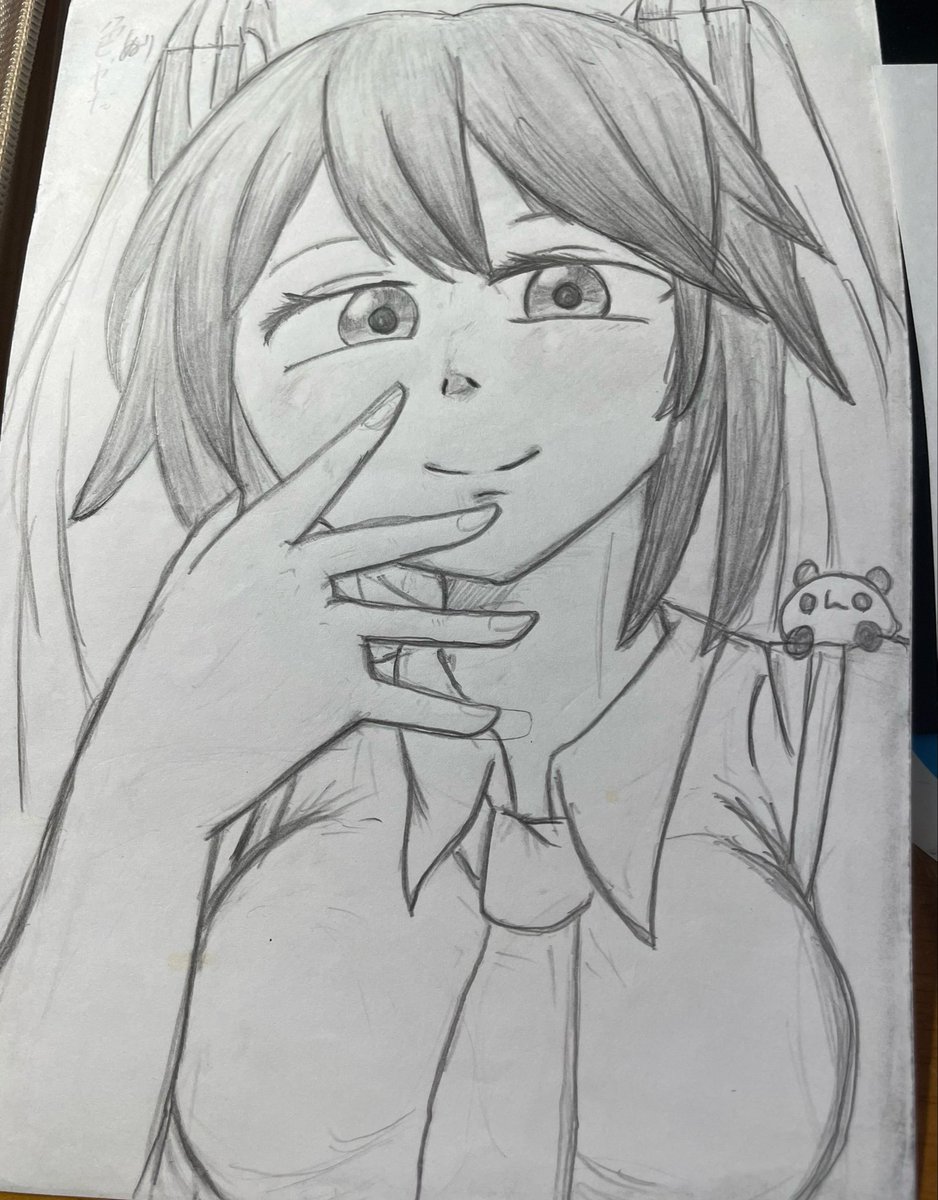 umiusi213's tweet photo. 中学の頃の過去絵
A4用紙を半分に折ってずっと描いてた https://t.co/K1S8aDnQGt