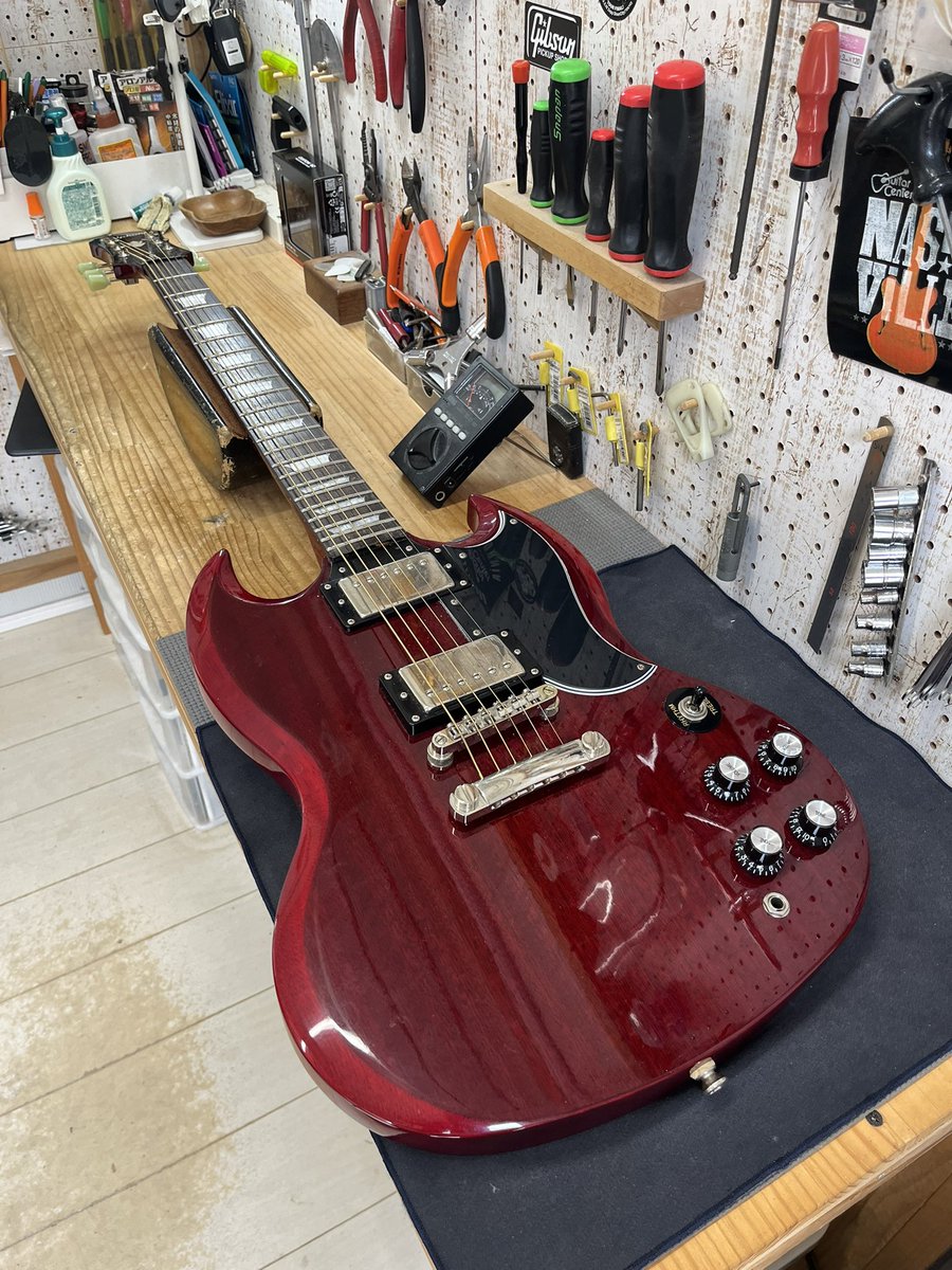 blueblack_gt's tweet photo. Epiphone SG ナット交換、セットアップのご依頼を頂きました🙏

ご依頼有難うございます！🙇‍♂️

#blueblack #ギター #リペア #茨城 #土浦 https://t.co/0bbsa54Ucb