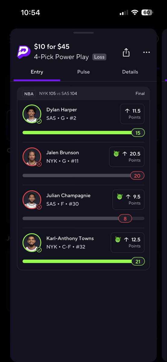 antisocialmj's tweet photo. @nyknicks smh bruh 🤣🤣 #nbafinals #rigged how I lose by legit 2 fgs https://t.co/3G7pNUjA3c