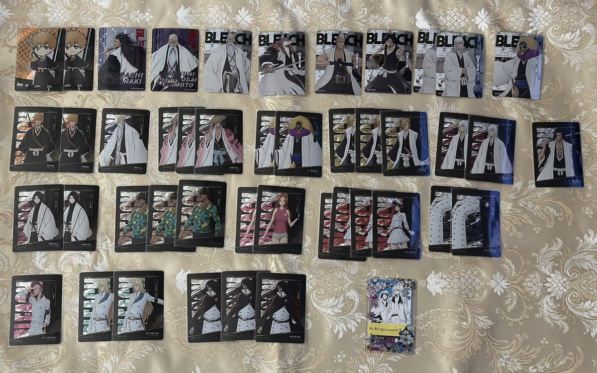 micomouse18's tweet photo. 【交換】BLEACH KAYOU 中国　カード

【譲】写真のもの

【求】同異種　白哉　日番谷

だいぶ前のものだと思うので同種は難しいかもですが、もしお持ちの方いらっしゃいましたら🙂‍↕️
郵便、Yahooフリマ交換でのお取引お願いします📮
異種も検討しますのでお気軽にお願いします。 https://t.co/4LnwffyJfI