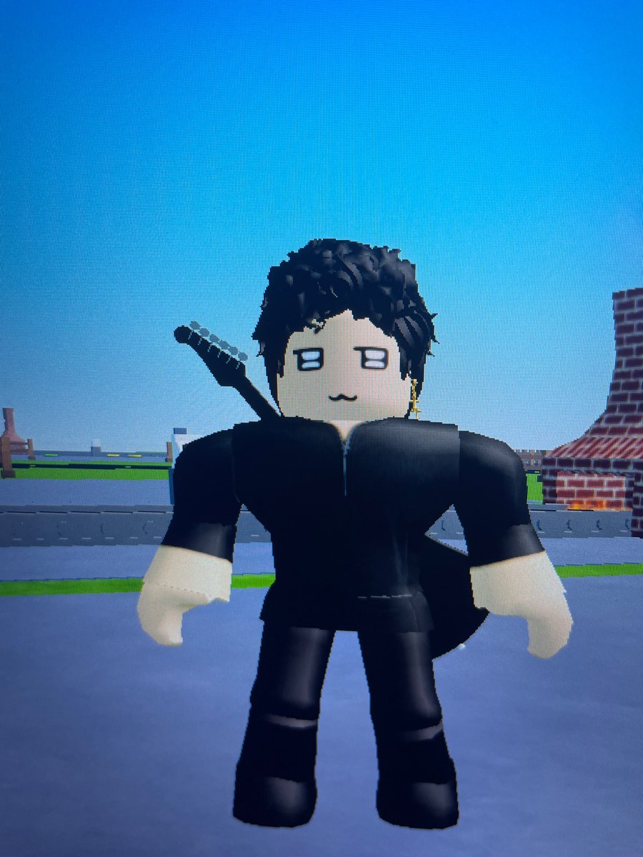 leonardsapple's tweet photo. do you guys like my 86 roland avatar https://t.co/lavWzJ5ejv