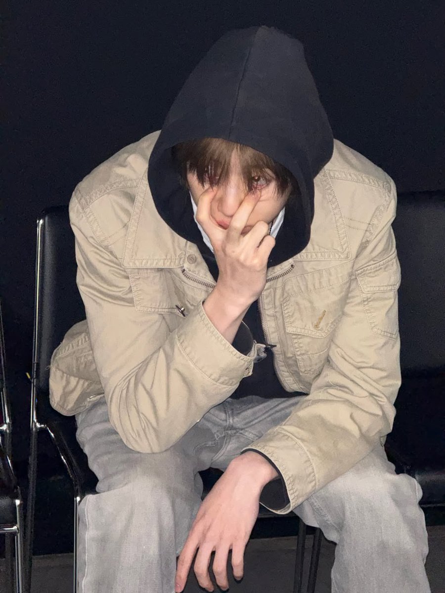whyyyxxbaby's tweet photo. 저 감염 안 됐는데요 눈깔 존나 정상인데 https://t.co/KRTEvZkZAx