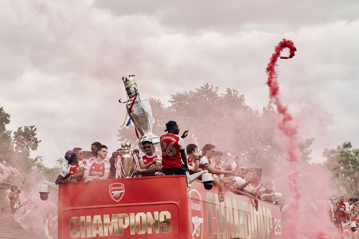 marvinashaba0's tweet photo. Good morning only Arsenal fans the rest get yours from Luis Enrique https://t.co/YgWOHMPUoQ