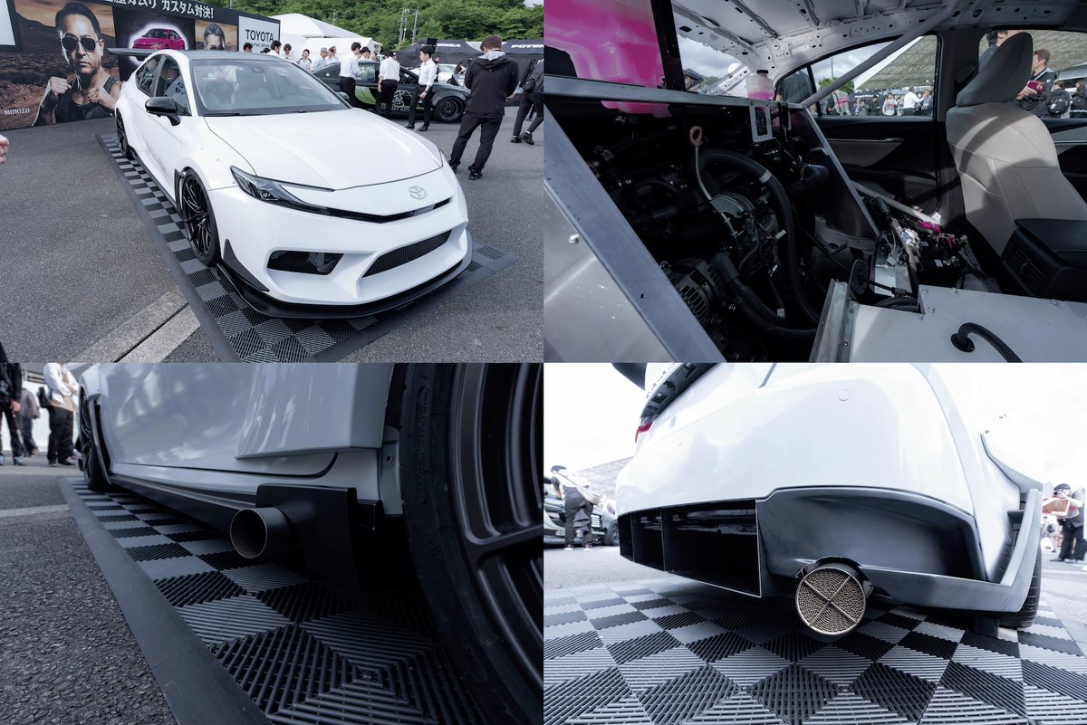 TOYOTA_GR's tweet photo. あなたはどちらが好きですか❓️

◤◢◤◢◤◢◤◢◤◢◤◢◤◢◤◢◤◢
喧嘩三番勝負！GR vs TOYOTA RACING
北米生産カムリ カスタム対決🥊🔥
◤◢◤◢◤◢◤◢◤◢◤◢◤◢◤◢◤◢

#富士24時間 イベント広場で展示中
特別な2台の人気投票対決🚗🚗🇺🇸🇯🇵

皆さまのご意見・ご感想を大募集😊💬

✅️GAZOO Racing『モリゾウ』カスタム
●市販を見据えた上品なエアロ
●フロント3気筒＋リア4気筒のツインエンジン
●横出し＋後ろ出しのツインマフラー
●巨大GTウイング

✅️TOYOTA Racing『ジャイアーノ（トヨタ中嶋副社長）』カスタム
●誇張しすぎたハンマーヘッド
●飛び出たチンスポデッパ
●天まで届く竹槍マフラー
●シャンデリア
●クリスタルシフトノブ
etc...

こっちのココが好き！ココが気になる！など、
ご意見ご感想をリプライで教えてください!!

#カムリ