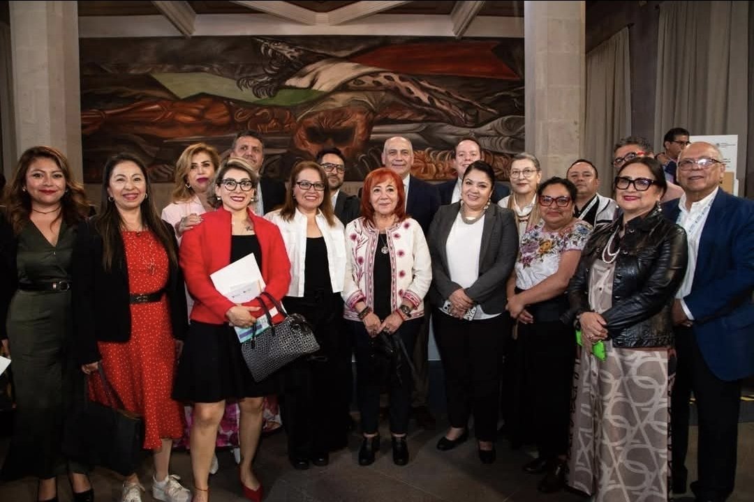 vikkicruzd's tweet photo. Team Cndh. https://t.co/DJG29NZcPs