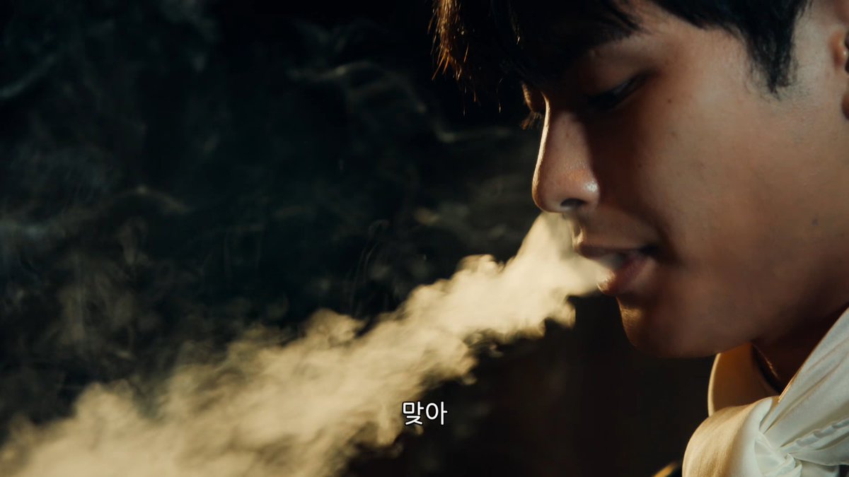 _GangDo_'s tweet photo. 1~2편 통틀어서 히지카타 자꾸 가습기 되어서 정신을 못 차림(웃겨서 https://t.co/TNIQQGVqcv