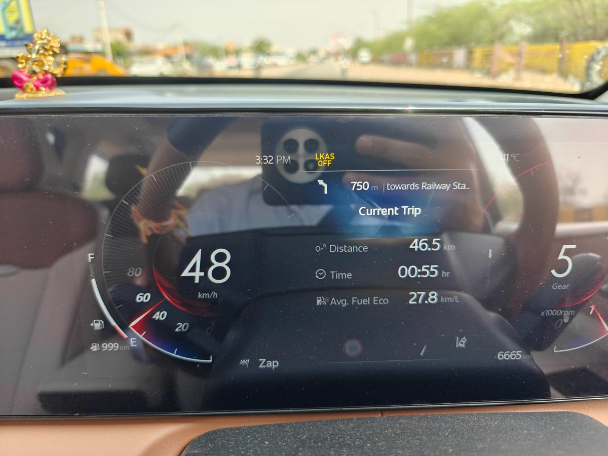 parth_______'s tweet photo. @rushlane It seems some kind of glitch with fuel system (manual) https://t.co/765aPhXXU1