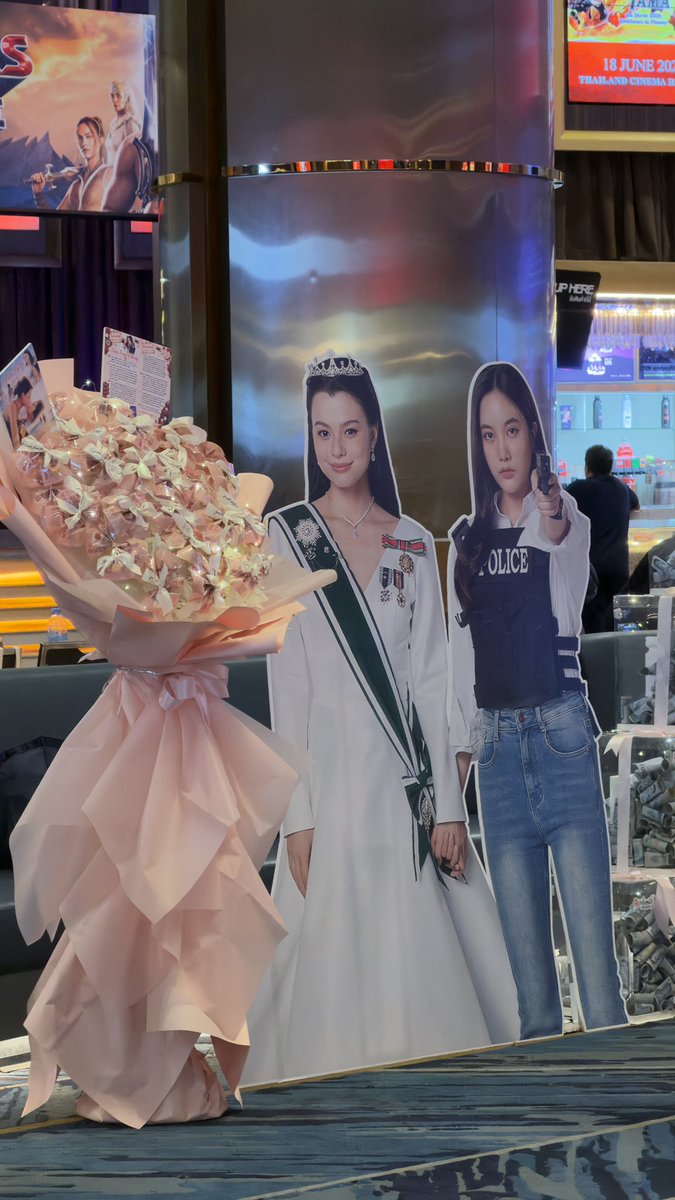 Fah1tay's tweet photo. น่ารัก 👮🏻👑

#เสน่หาวาโย 
#ฟรีนเบค #FreenBecky
#srchafreen https://t.co/4AcXamKVTW