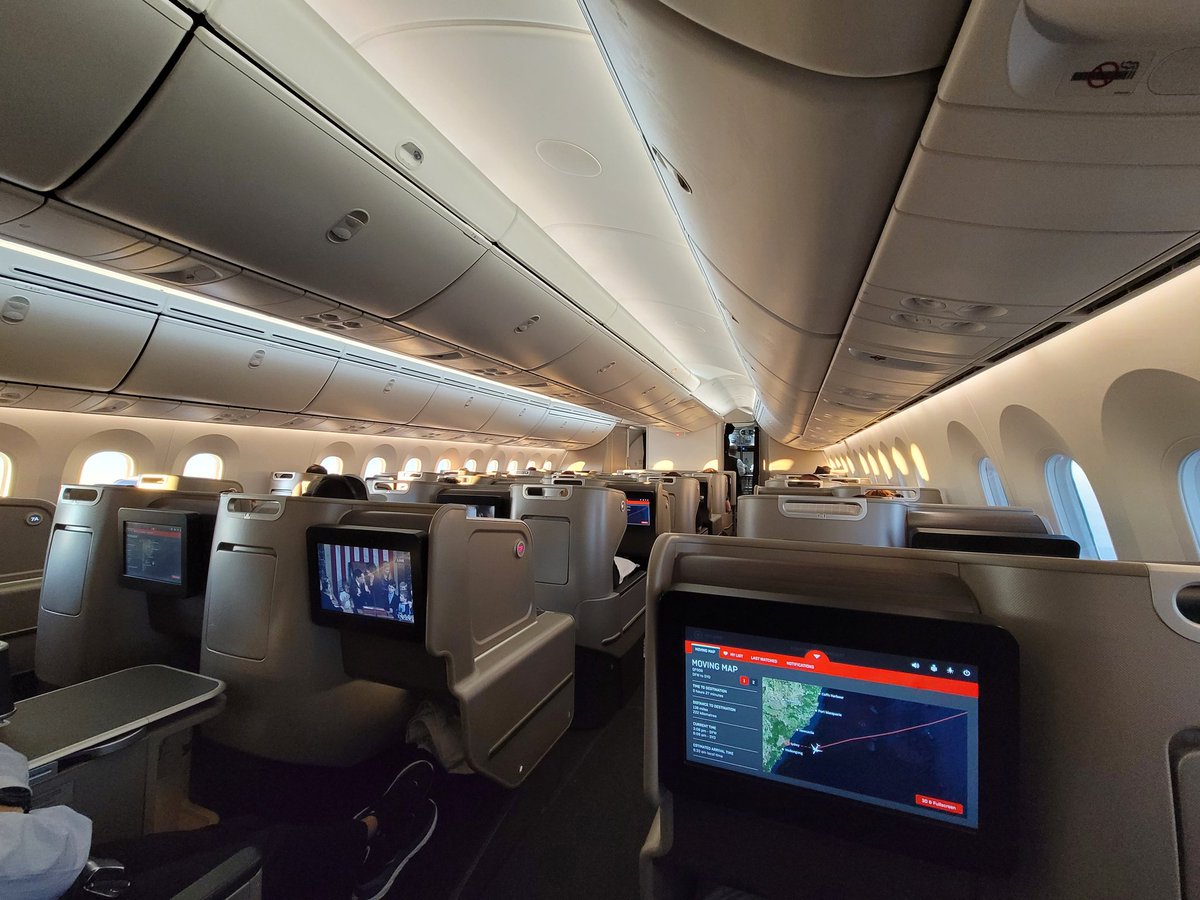 RealBrooksB's tweet photo. @ChrisLandauUSA I've done the 6th longest flight in the world, DFW to SYD. Just 8,580 miles and almost 17hrs. https://t.co/710FyTPYNr