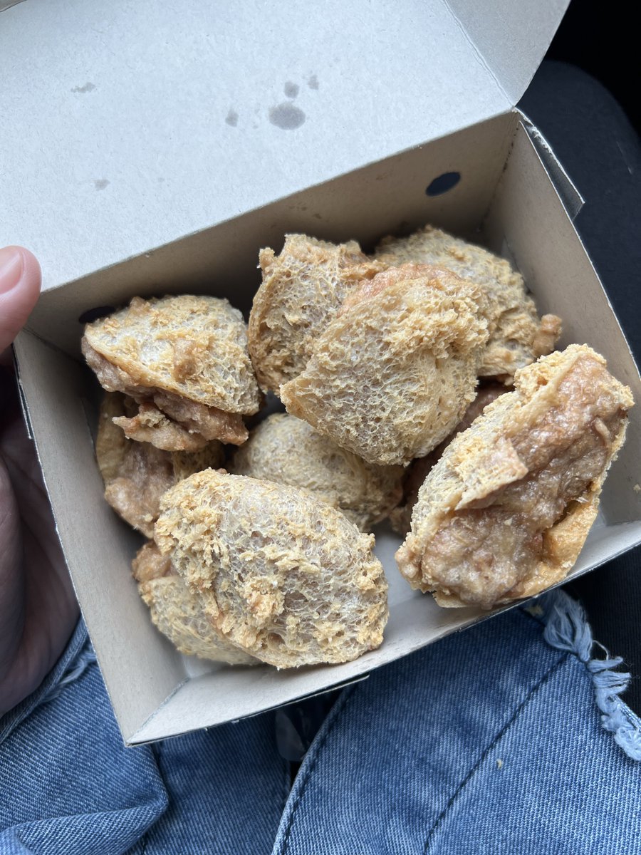 cranchyroll's tweet photo. 🤤tahu walik🤤 https://t.co/DD2rwdV43V