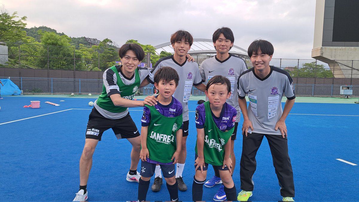 sfc_school's tweet photo. 【沼田スクール】
無料体験、募集中♥️
いっしょに楽しくサッカーしよう🤭
https://t.co/AtIRqxviIt

#sanfrecce
#サンフレッチェ広島
#サンフレッチェ広島サッカースクール
#サンフレスクール https://t.co/pUU7GFG2Tm