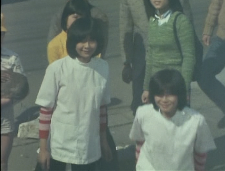yonagoman's tweet photo. @TokudaiRainbow こちらこそ、懐かしい画像をありがとうございました。ザ・リリーズさんは中学時代の青春を彩ってくれたアイドルでした。
ガンバロンは2話でしたでしょうか。動物病院の先生役でしたね。
１話のフォーリーブスさんも印象深いですね。 https://t.co/YZ79SnZgVQ
