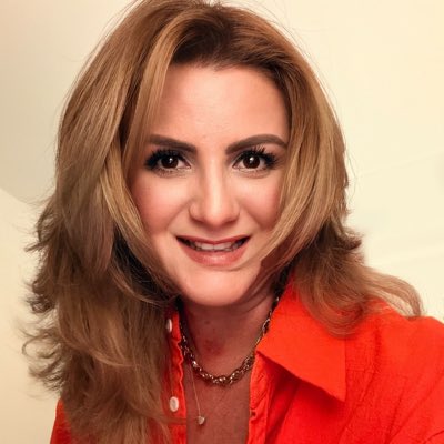MoniquinP's tweet photo. #NuevaFotoDePerfil https://t.co/B7NXTd8BKa