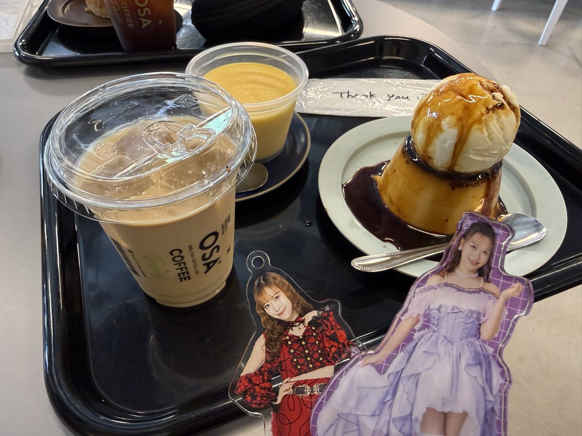 Shall0205's tweet photo. 会場近くこカフェでプリン食べ比べ🍮

#OSACOFFEE
#モーニング娘26
#morningmusume26
#小田さくら https://t.co/IdLqU7ta8N