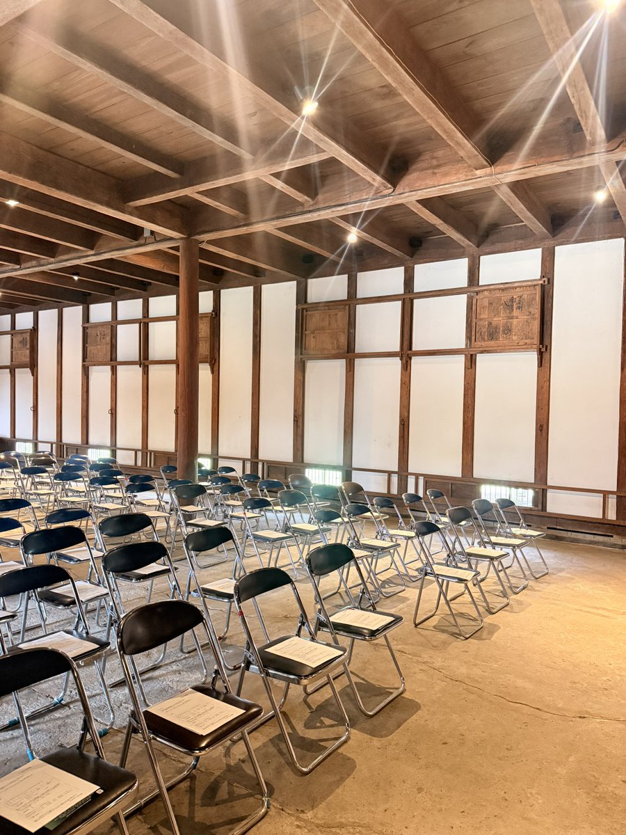 EnsembleGAMA's tweet photo. 蔵シックコンサート、多くのお客様にお越しいただき無事盛会のうちに終了することができました。
練習の成果がとてもよくあったところ、中々できなかったところもございましたが大変楽しく歌うことができました😆

疲労が！すごい！（）！ https://t.co/ZIzGy9EGMW