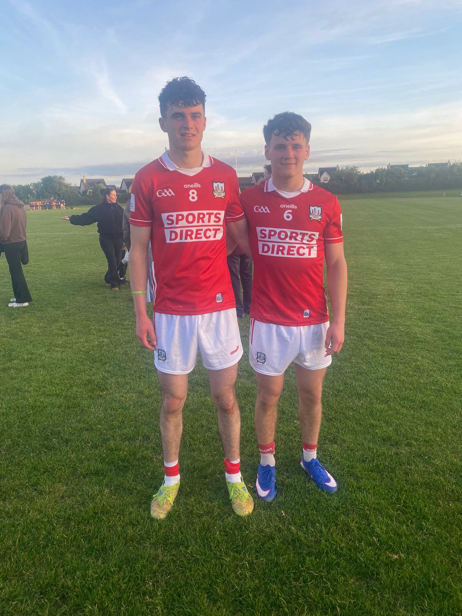 GaaBeara's tweet photo. Best of luck to @urhangaa Kieran O Shea &amp; @adrigolegaa Conor Downing &amp; the Cork Minor Team in the the All Ireland Minor Quarter Final on today Saturday, 6th June  at 2pm. 🔴⚪️ live on TG4 YouTube https://t.co/zj2Tek5EMW https://t.co/qpLqUfmfTS