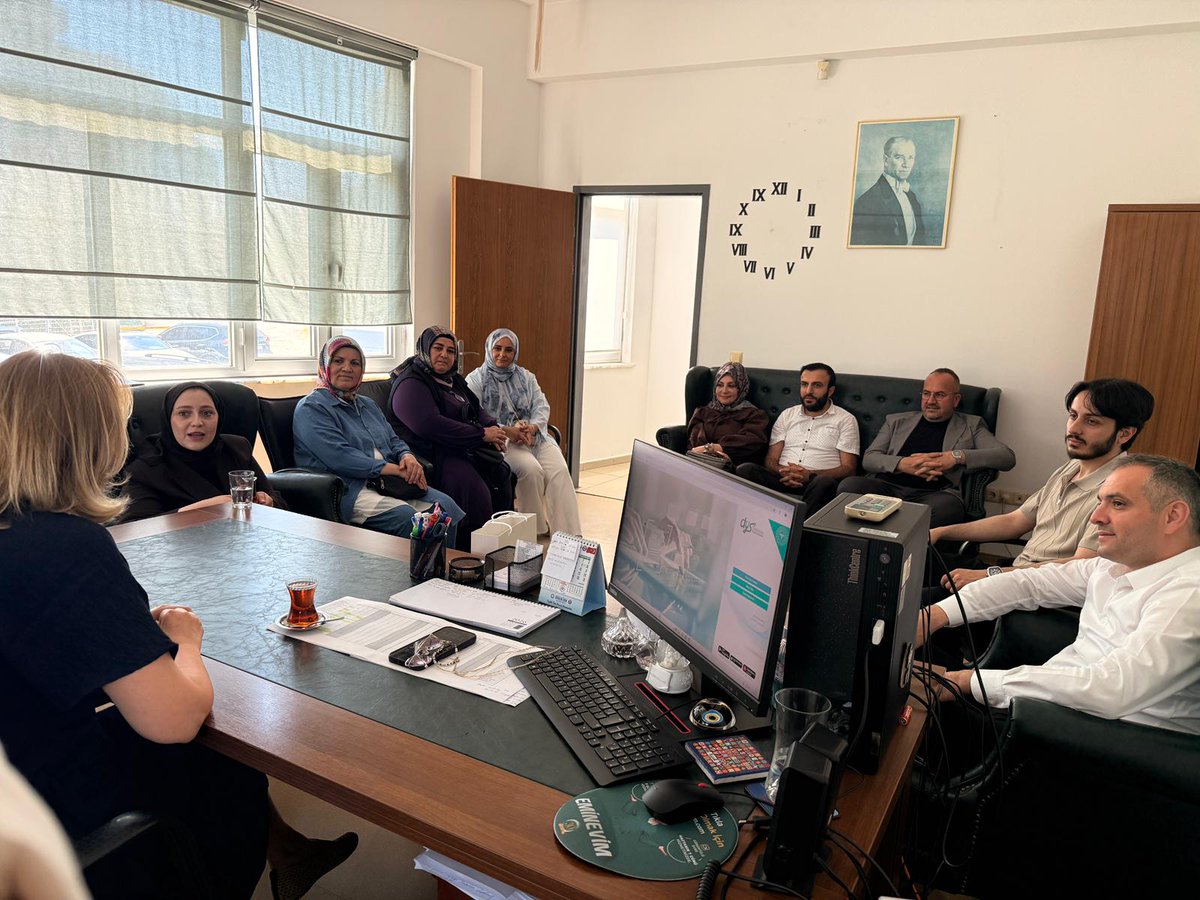 AkkadinCekmekoy's tweet photo. 📍 Merkez Mahallesi 
İl Yönetim Kurulu Üyemiz İlayda Zeynep Bülbül ile birlikte mahallemizde ziyaretler yaptık.Komşularımızla hoş sohbetler ettik.
#HerMahallesiyle Çekmeköy https://t.co/7hhvvbMJ29