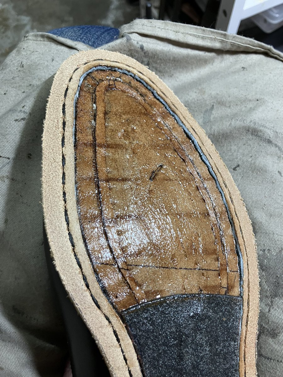 khosmkobe's tweet photo. リンゴの皮みたいなものを戻すとこうなります https://t.co/QXH2Bdyq7R