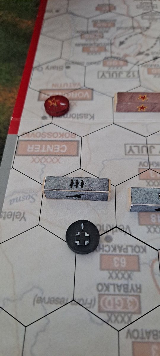 trafalgarEd's tweet photo. Jugando a #MiniWars Operación Barbarroja.
Juego fácil,  divertido y muy rápido. 
Recomendado para jugadores muy nóveles y jóvenes promesas de los #wargames https://t.co/YKmlZmuwlB