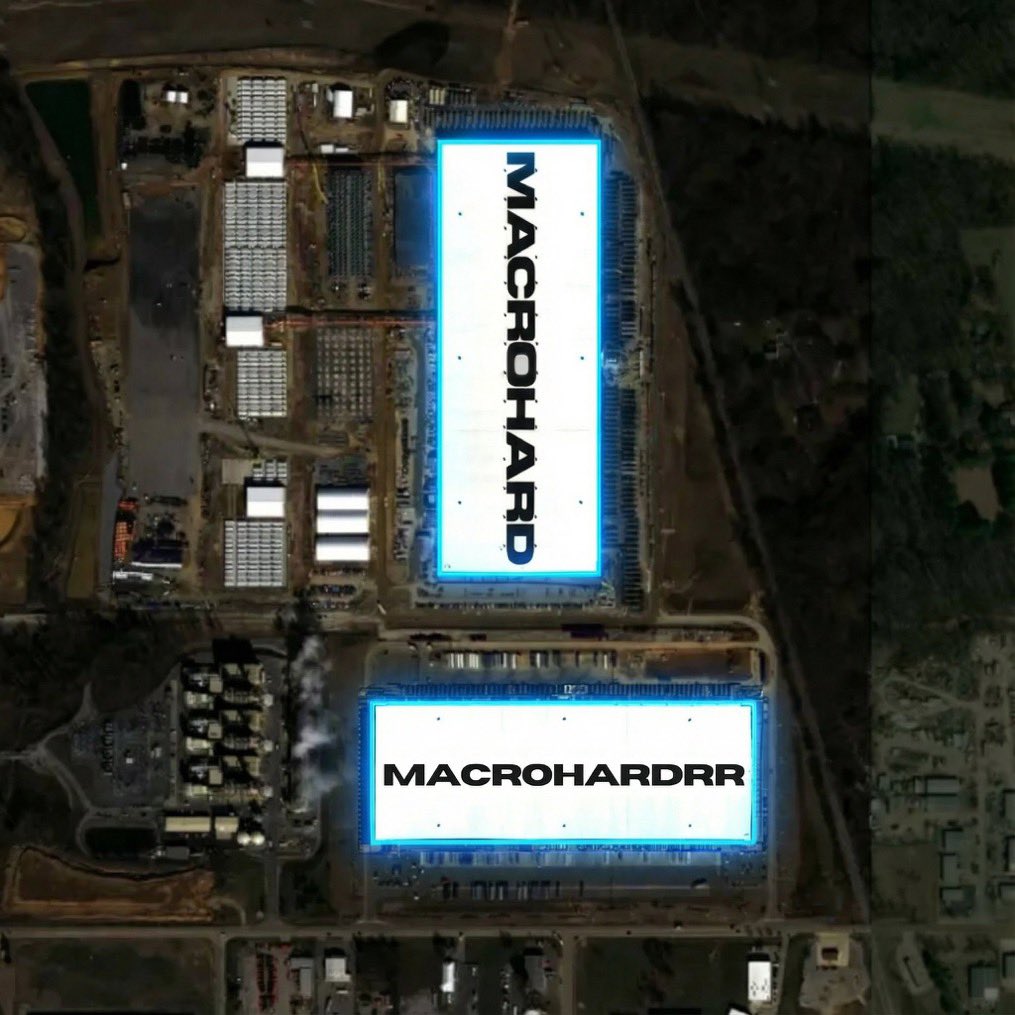 Xterbase's tweet photo. xAI의 Macrohard는 Elon Musk가 주도하는 AI 프로젝트입니다.

- Microsoft(마이크로소프트)를 풍자한 이름으로, “Macrohard”는 대규모 AI 소프트웨어 회사를 의미합니다. 

- Microsoft처럼 물리적 하드웨어를 제조하지 않고도 AI 에이전트(agents)를 활용해 전체 소프트웨어 회사의 기능을 모방·시뮬레이션할 수 있는 “순수 AI 소프트웨어 회사”를 구축하는 것을 목표로 합니다. 

<주요 특징>

•  목적: AI가 코드 생성, NLP, 이미지/오디오 처리 등 다양한 소프트웨어 기능을 수행하며, Microsoft 365나 Teams 같은 제품을 에이전트로 대체하거나 시뮬레이션하는 시스템.

•  배경: xAI에서 2025년 8월경 공식 발표되었으며, Tesla와의 공동 프로젝트로도 진행 중입니다. 
때로는 “Digital Optimus”로 불리기도 합니다. 

•  현황: 초기에는 일부 지연(leadership 변화 등)이 있었으나, Tesla와의 협력으로 재가속화되고 있습니다. 

xAI의 Grok 모델과 연계되어 대규모 AI 에이전트 시스템으로 발전할 전망입니다. 

(Powered by @grok)