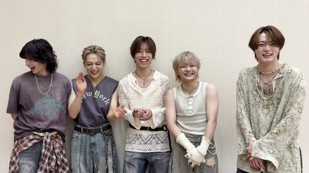 starglow_bmsg's tweet photo. 〖 STARGLOW Official Fan Club 𖤐 〗

✦ ────────── ✦

              MESSAGE
      From STARGLOW✉️

✦ ────────── ✦

『CHAGU CHAGU ROCK FESTIVAL 2026』Thank you!!!!!

✔️新規入会はこちら
https://t.co/MtWFh38ejW

#STARGLOW
#STARGLOW_withSTARS https://t.co/irfsu5VFPq
