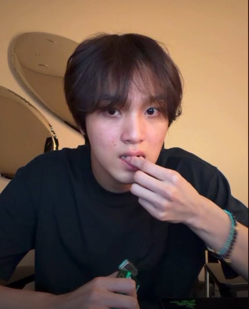 markcilv's tweet photo. kenapa ya bentukan dia tuh kek iiiIHHHH LUCUUU GEMASSS GEMBULLL AAAAARGHHHHHHH https://t.co/3kV3mtXU3O