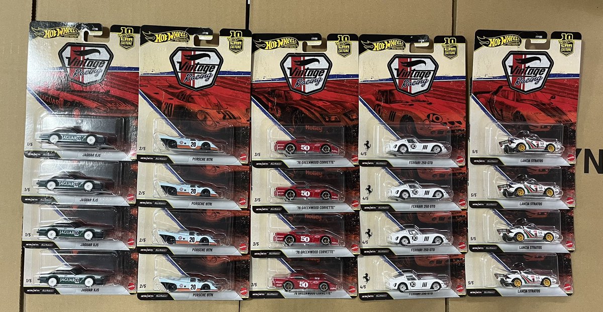 EDoraemon0114's tweet photo. ホットウィールの人気新作が入荷いたしました。日本国内未発売の商品となります。
誠に恐れ入りますが、明日は定休日のため、月曜日より販売開始とさせていただきます。

今回の商品につきましては、5台1セットでのセット販売のみとさせていただき、単品での販売は承っておりません。何卒ご了承ください。

在庫は画像掲載分が全てで数に限りがございます。ご購入をご検討のお客様は、お早めにご来店ください。

ご理解・ご協力を賜りますよう、どうぞよろしくお願いいたします。