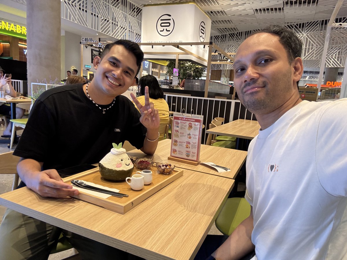 EmirExploring's tweet photo. Treat for looking after Boboi when I was away on the Okinawa 🇯🇵 and Taichung 🇹🇼 trip. https://t.co/KdPmqJgvaF