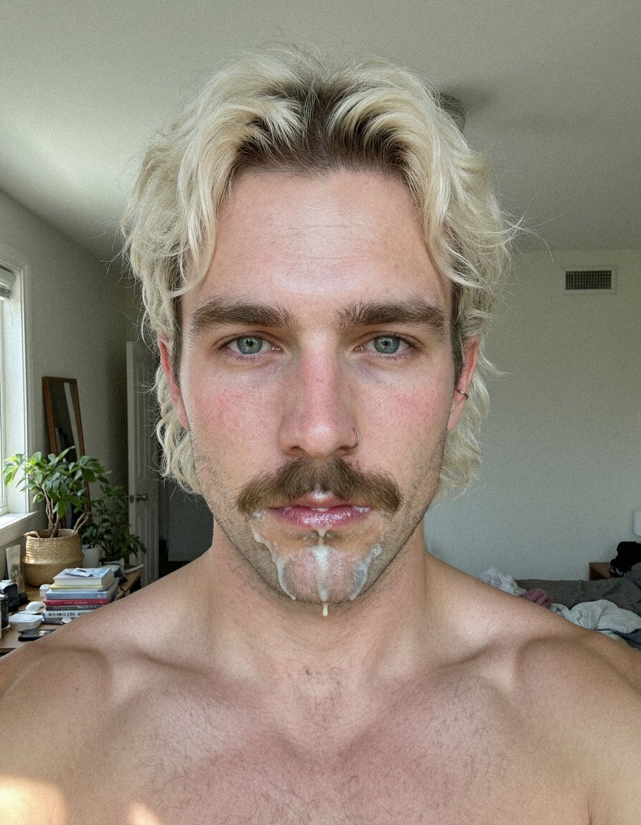 milo_low_low's tweet photo. Met my neighbour for the first time in private #gayfanvue #wolfgay #gaynsfw #gaycontent #fanvue https://t.co/QXr6IXNyOq https://t.co/ybAKCFhpyI